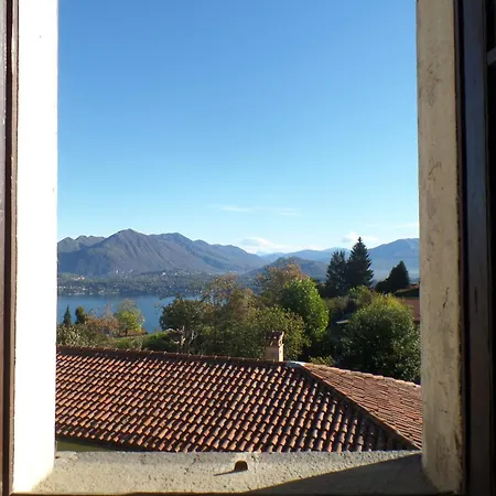 Casa Della Torre Vakantiehuis Brisino